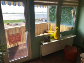COAST HOUSE Moana